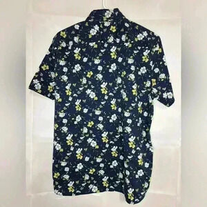 Men’s size medium Abercrombie and fitch button down shirt, #E212